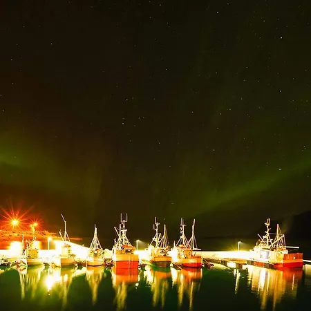 Rivdnji Smorfjord Russenes