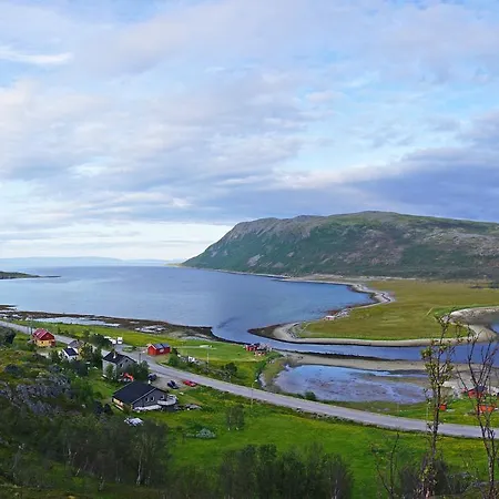 בית נופש Rivdnji Smorfjord Russenes
