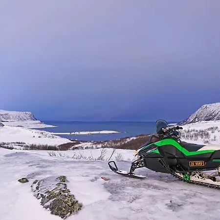 Rivdnji Smorfjord בית נופש Russenes
