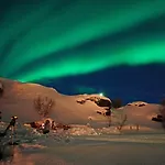 Rivdnji Smorfjord * Russenes