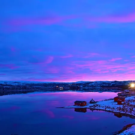 Rivdnji Smorfjord Nyaraló Russenes