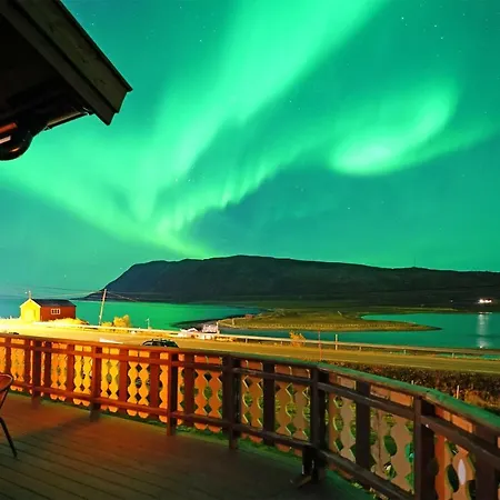 Rivdnji Smorfjord Nyaraló Russenes