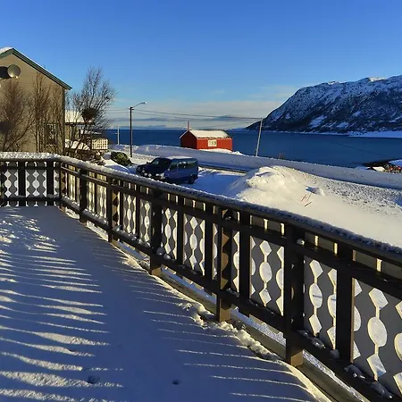 Rivdnji Smorfjord Nyaraló *