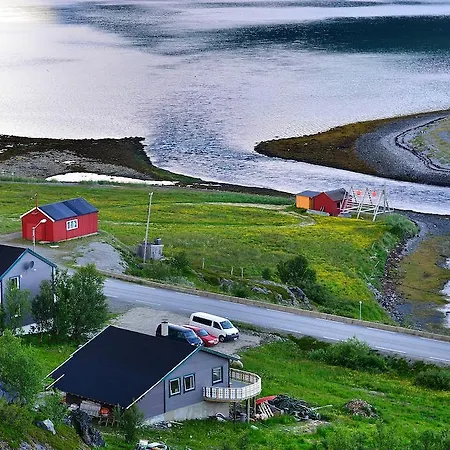 Nyaraló Rivdnji Smorfjord *