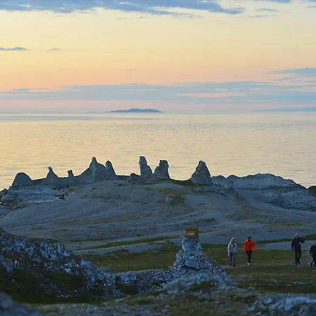 Rivdnji Smorfjord Nyaraló Russenes